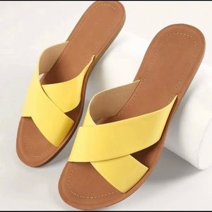 Yellow Sandals | Size 7